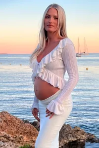 PHA DUNCAN KATYA couple Maternity 2026 Models Manchester 2026 8