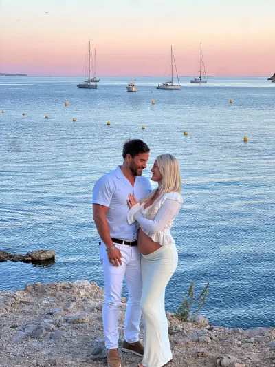 PHA DUNCAN KATYA couple Maternity 2026 Models Manchester 2026 12