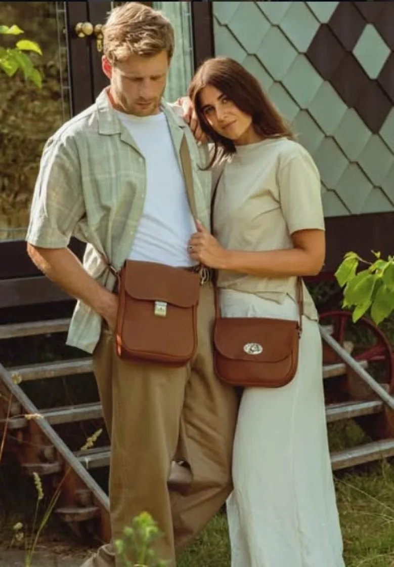 PHA Couple Real Model Freddie Isobel 3