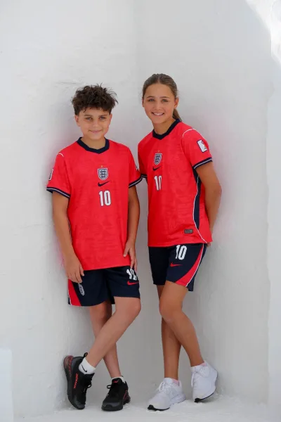 Monty Isabelle Junior Model Manchester Sibling 2026 PHA 6