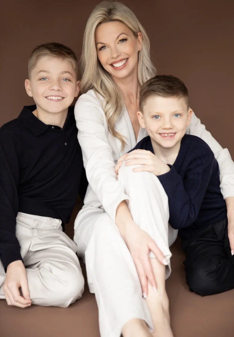 PHA family Manchester Model White 6