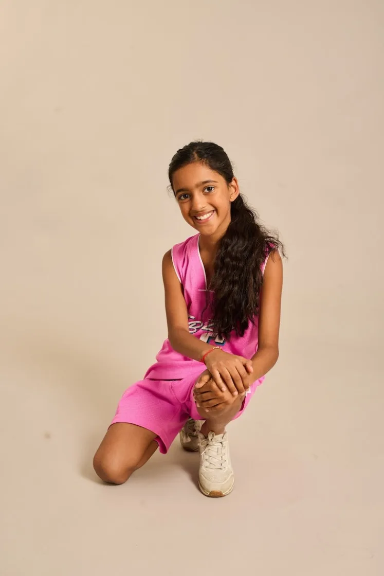 Barai PHA Manchester Model Family 2025 63