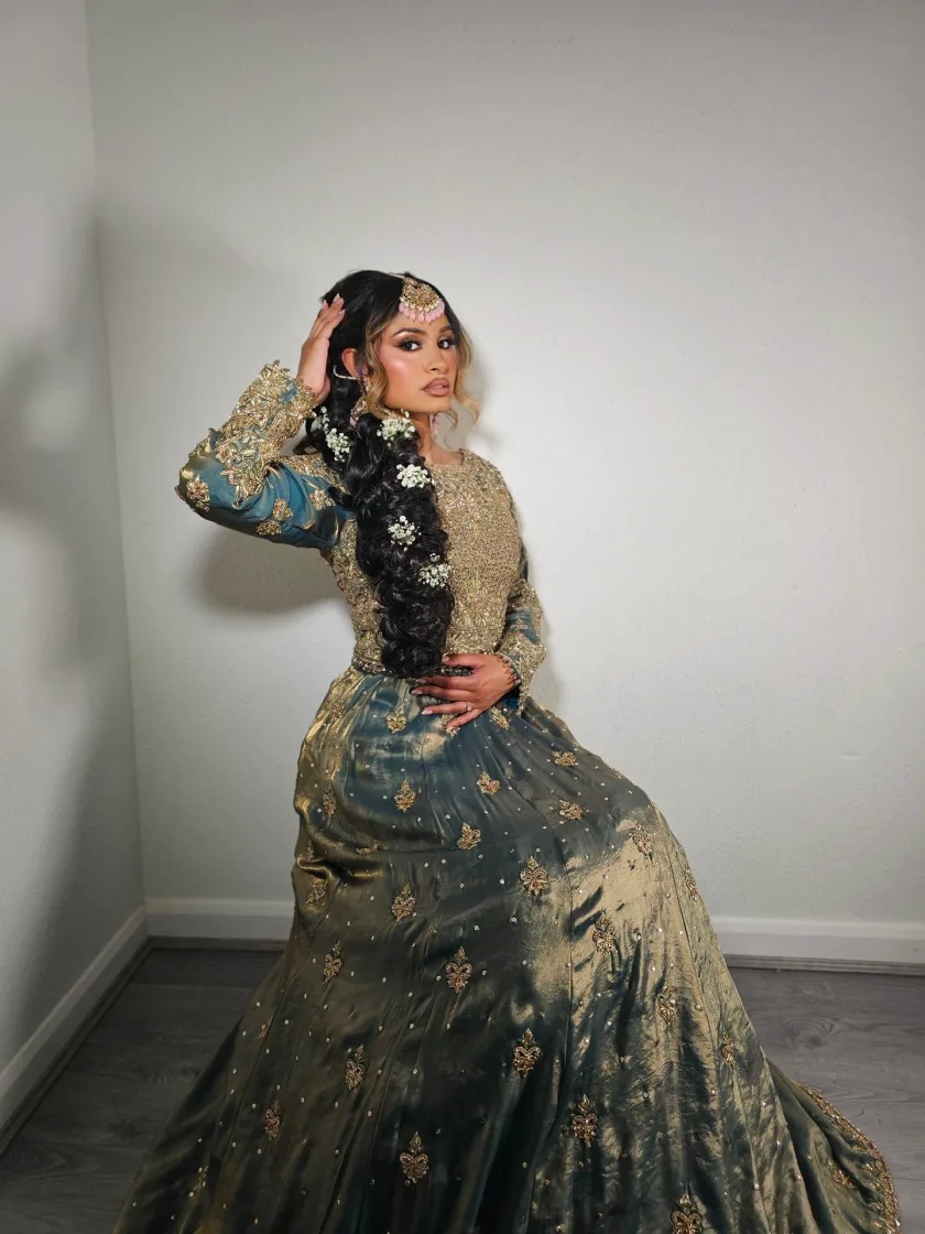 Ayesha PHA Female Model Manchester 19