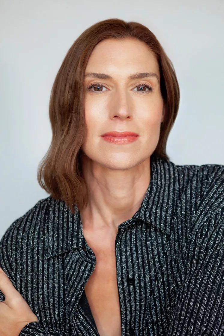 Caroline PHA Model Lifestyle Mature 20256