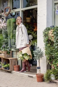 Caroline PHA Model Lifestyle Mature 20251