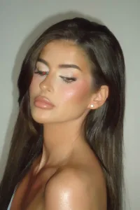 Evie Middleton Manchester Female Fahion Model PHA 18