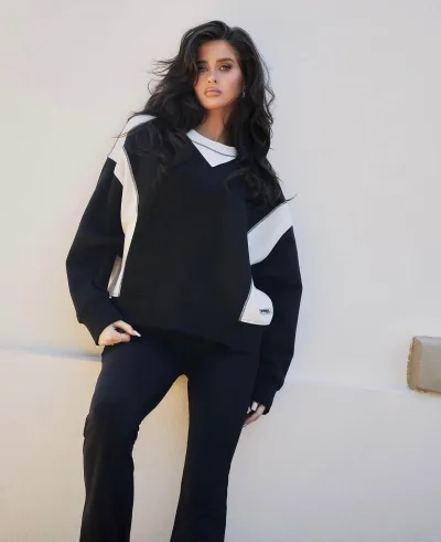 Evie Middleton Manchester Female Fahion Model PHA 17