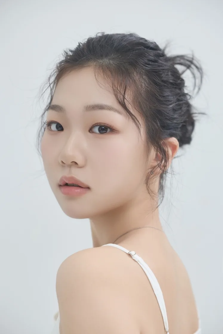 Jiyun Christine PHA models Manchester Female Korean 2025 Headshots 3