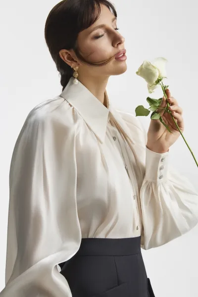 PHA Female Manchester Model Lauren S 15