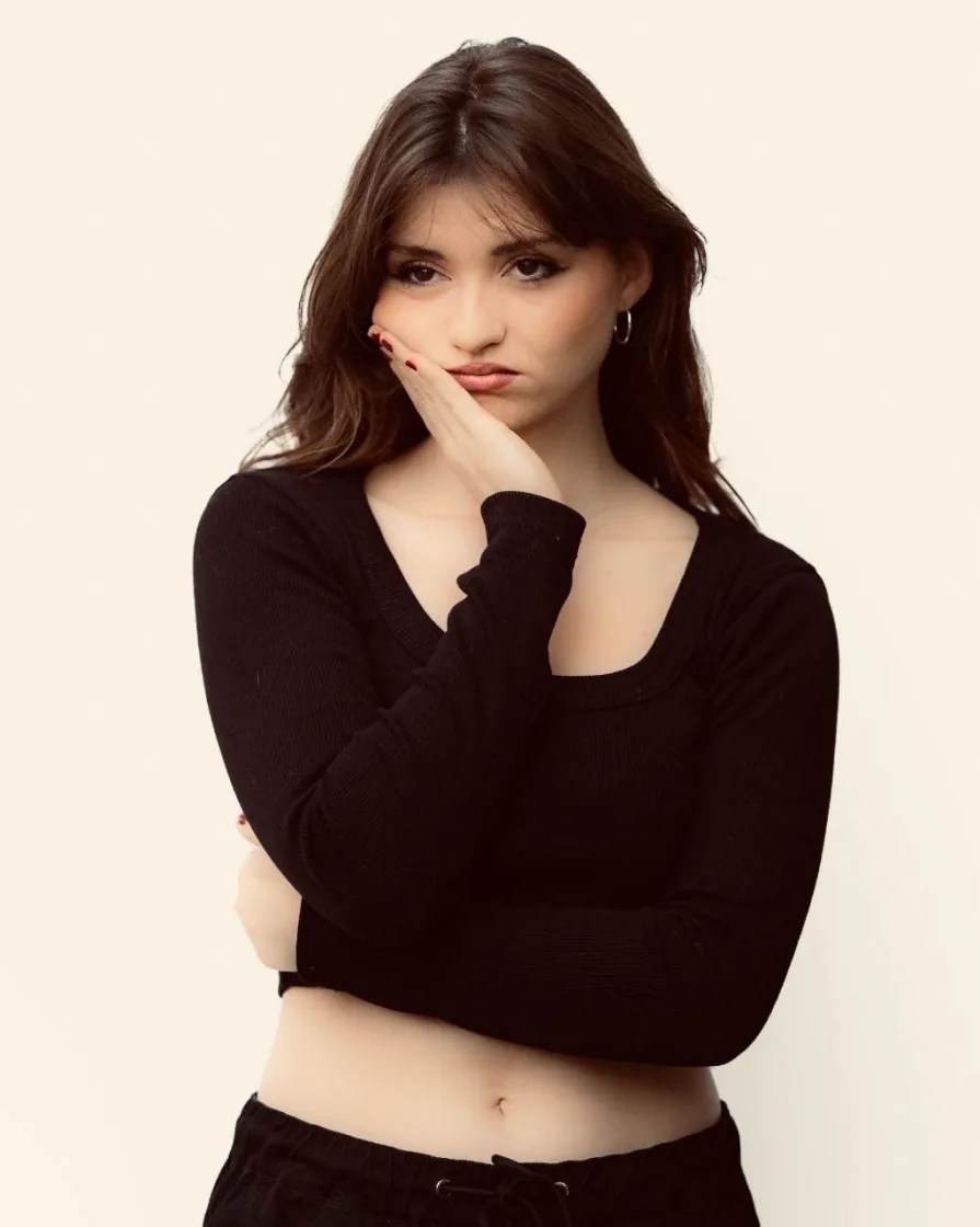 Molly PHA Female Model Manchester 8