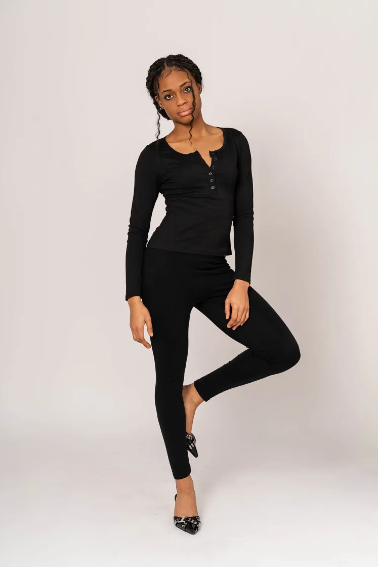 Nwanne PHA Female Model Manchester 15