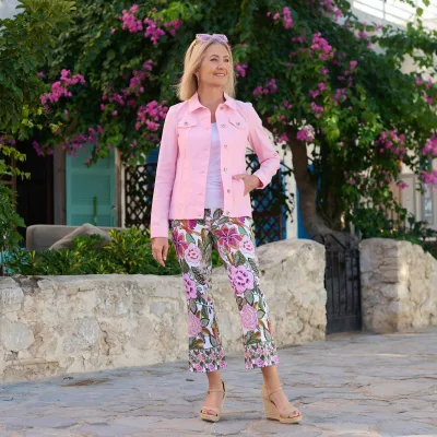 Vanessa Classic female pha model lifestyle 2026 18