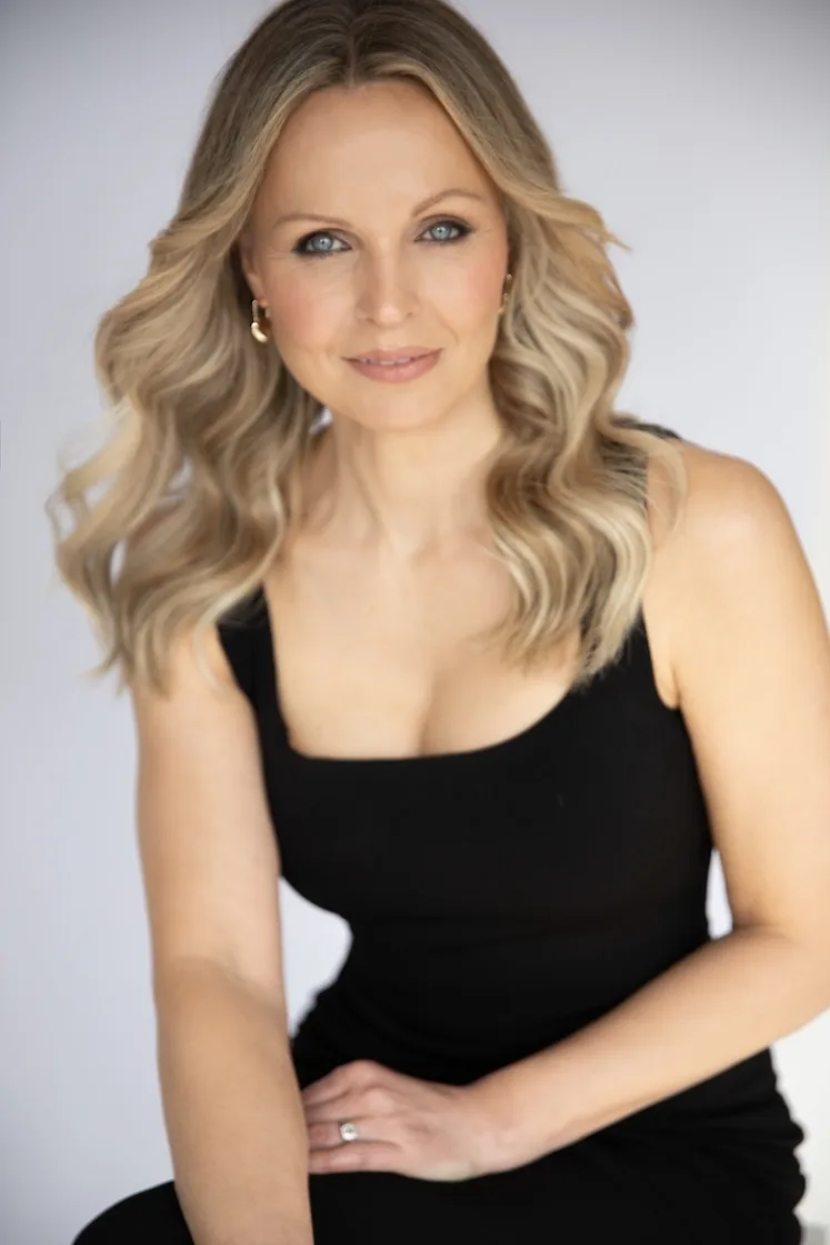 PHA Female Manchester Model Abbey Saunders 1