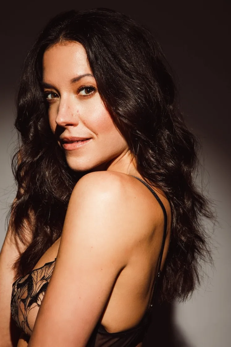 PHA Female Manchester Model Fiona Mc Donald 10