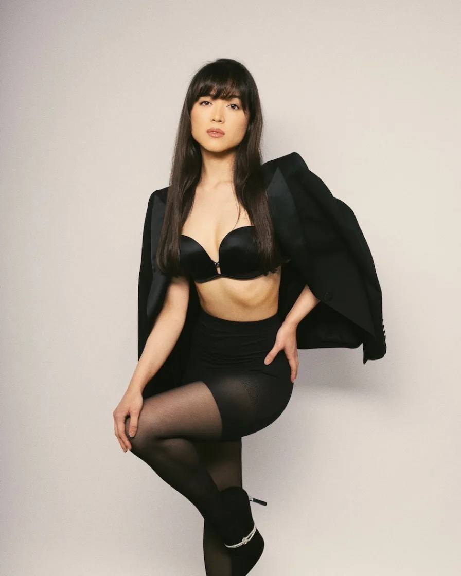 Shannon PHA Model Manchester female petite 2025 3