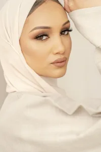 Tanzum PHA Models Manchester female 2025 Modest 45