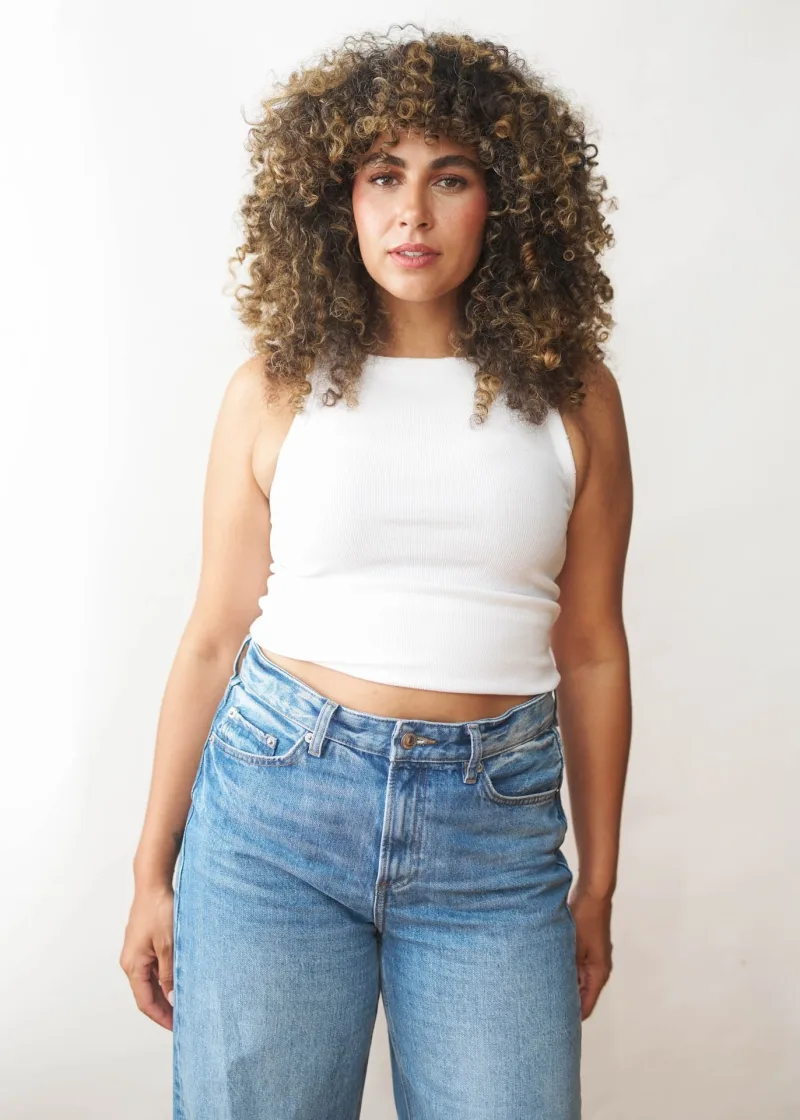 Tori Cross Female Model Commercial PHA 4