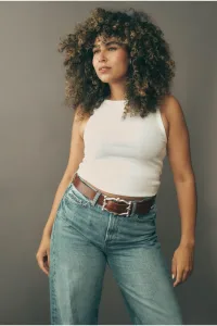 Tori Cross Female Model Commercial PHA 13