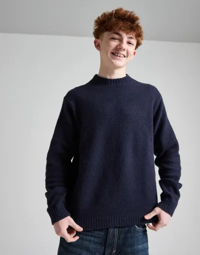 PHA male Manchester Model Asa Junior 2