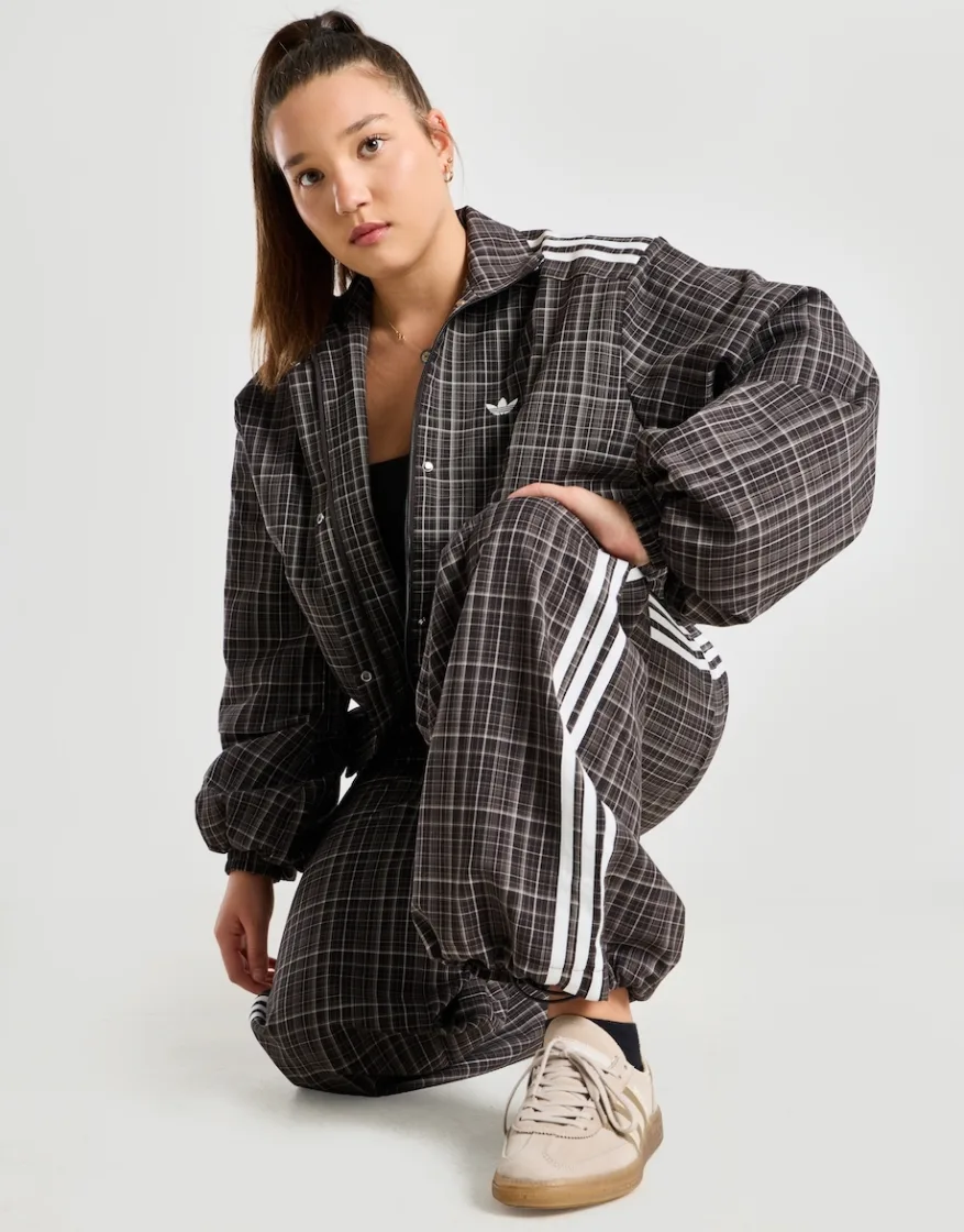 Celine PHA Female Junior Model 2026 16