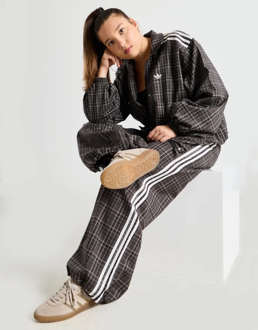 Celine PHA Female Junior Model 2026 18
