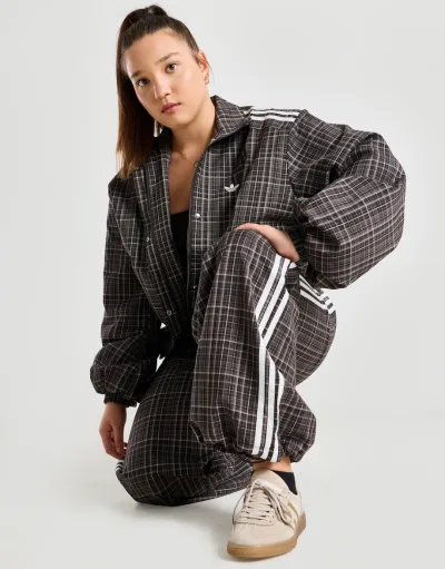 Celine PHA Female Junior Model 2026 16