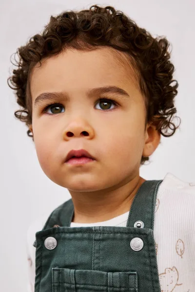 Hugo Begley junior boy sibling pha model 2026 7