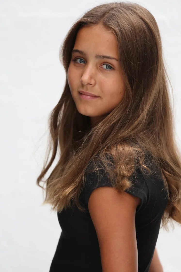 Isabella PHA Manchester Model Kids 24