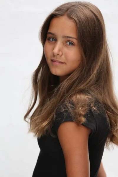Isabella PHA Manchester Model Kids 24