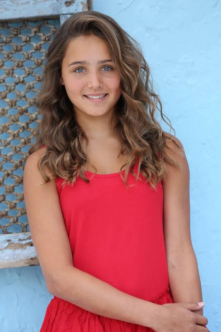 Isabella Junior female Model Manchester Sibling 2026 PHA 36
