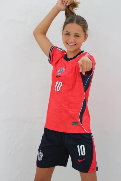 Isabella Junior female Model Manchester Sibling 2026 PHA 1