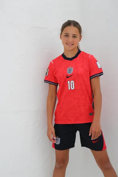 Isabella Junior female Model Manchester Sibling 2026 PHA 38