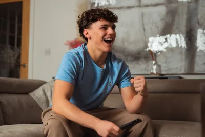 PHA Junior Manchester Model Will Coley 14