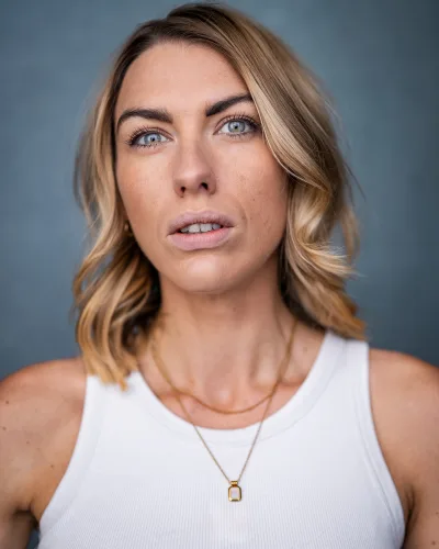 Elle Wilder Icon Actors Talent Actors Management PHA6