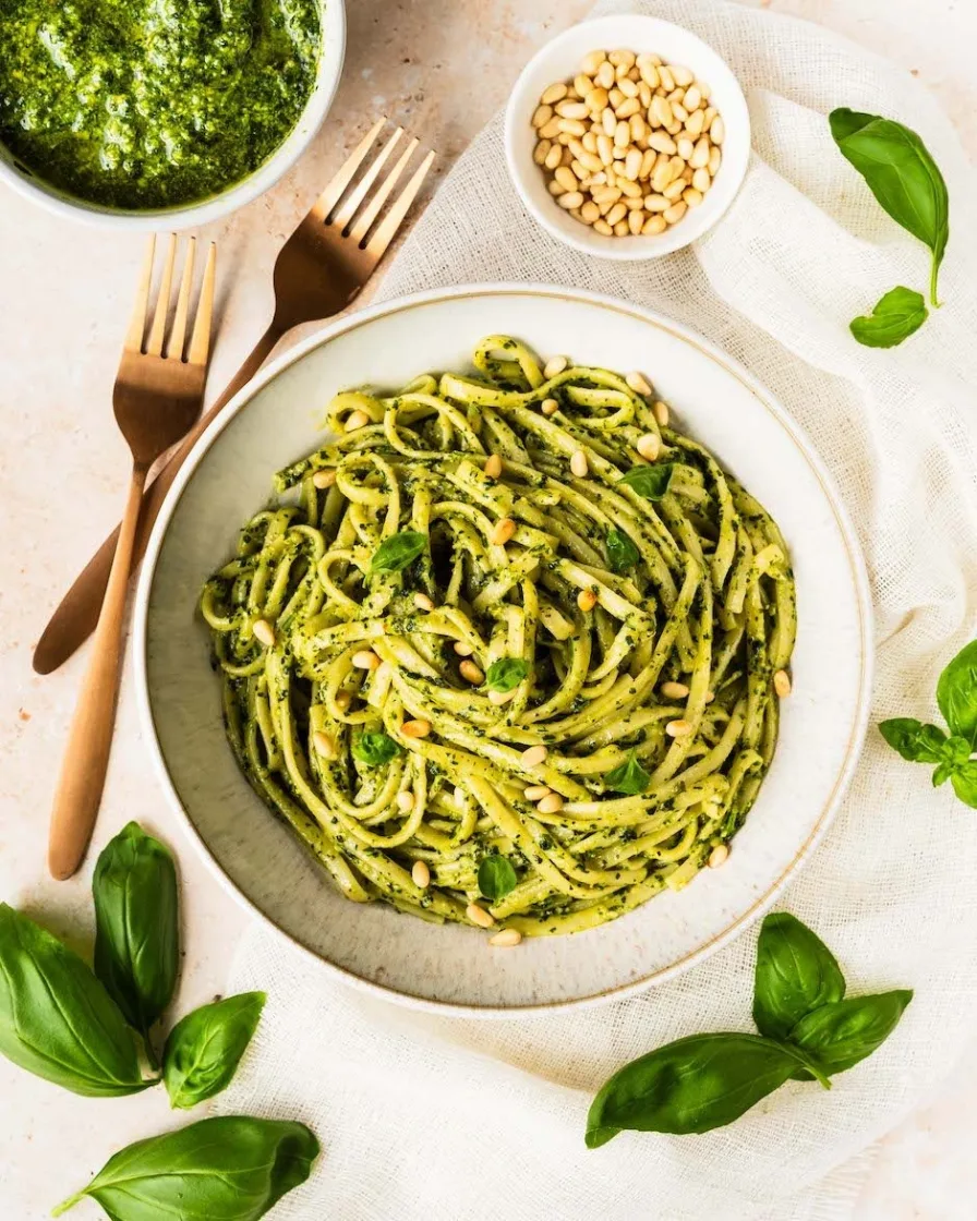 Linguine al Pesto 08967 copy